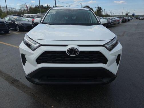 Ice 2025 Toyota RAV4 XLE