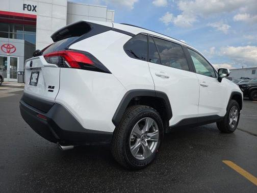 Ice 2025 Toyota RAV4 XLE