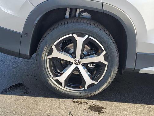 2026 Volkswagen Tiguan 2.0T SE 4MOTION