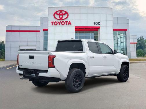 2025 Toyota Tacoma SR5