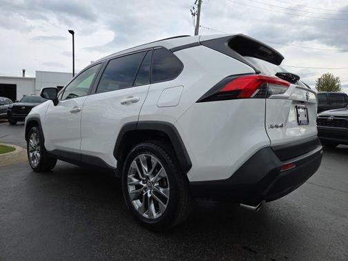 Super White 2019 Toyota RAV4 XLE Premium