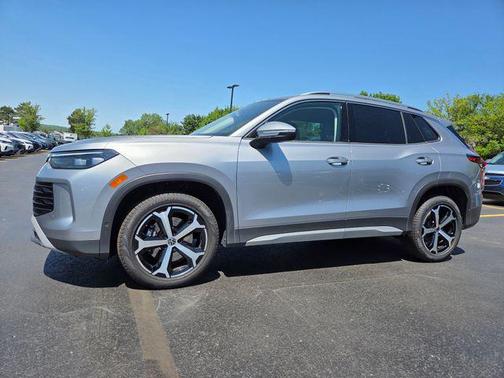 Silver Metallic 2025 Volkswagen Tiguan 2.0T SE 4MOTION