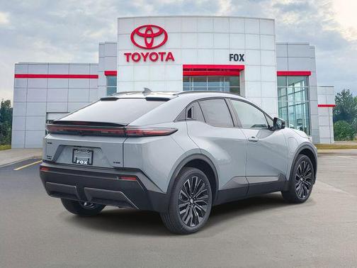 01h5 2026 Toyota C-HR XSE