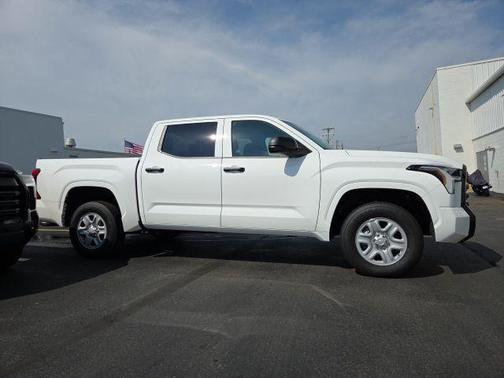 2024 Toyota Tundra SR