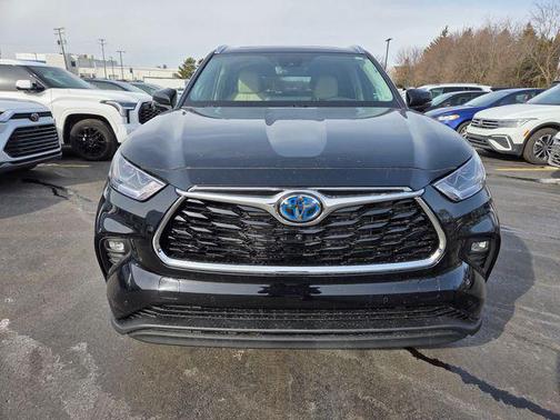 2023 Toyota Highlander Hybrid Limited