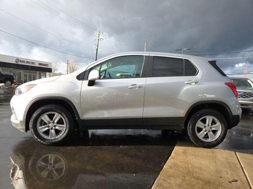 2021 Chevrolet Trax LS