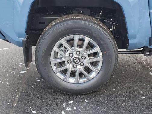 08x0 2026 Toyota Tacoma Hybrid Limited