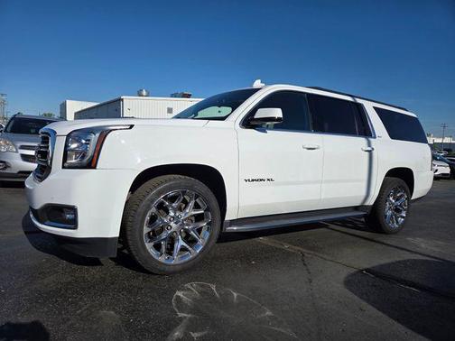 Summit White 2016 GMC Yukon XL SLT
