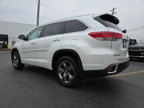 2017 Toyota Highlander Hybrid Platinum
