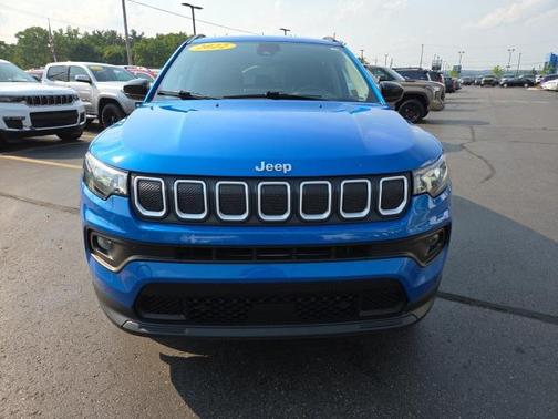 2022 Jeep Compass Latitude Lux