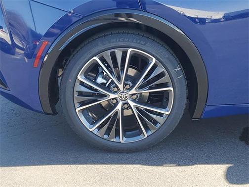 2025 Toyota Prius XLE
