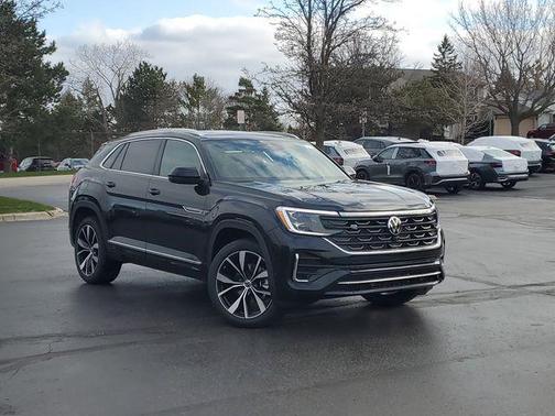 deep black pearl 2026 Volkswagen Atlas Cross Sport 2.0T SEL Premium