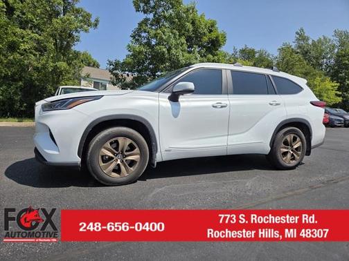 2023 Toyota Highlander Hybrid XLE