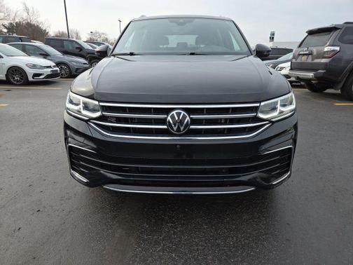 2024 Volkswagen Tiguan 2.0T SEL R-Line 4MOTION