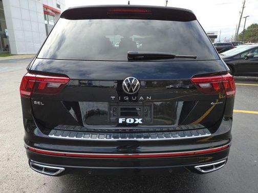 2024 Volkswagen Tiguan 2.0T SEL R-Line 4MOTION