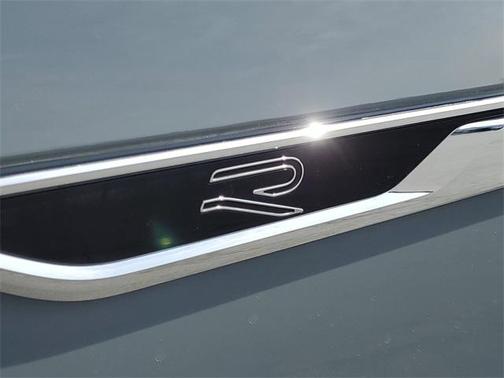 2025 Volkswagen Atlas 2.0T SEL Premium R-Line 4MOTION
