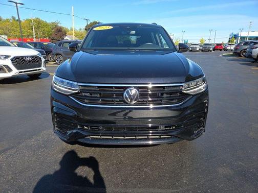 2023 Volkswagen Tiguan 2.0T SE R-Line Black 4MOTION