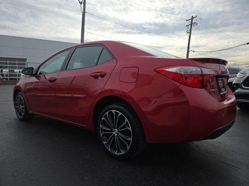 2015 Toyota Corolla S Plus