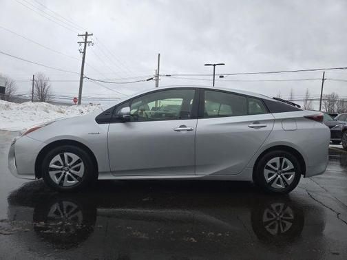 2017 Toyota Prius Two