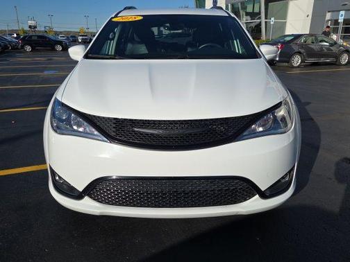 2018 Chrysler Pacifica Touring-L Plus