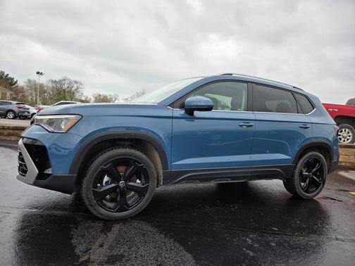 Blue 2025 Volkswagen Taos 1.5T SEL