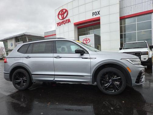 2023 Volkswagen Tiguan 2.0T SE R-Line Black 4MOTION