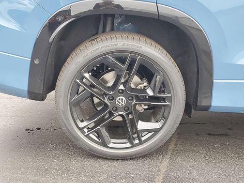 2026 Volkswagen Tiguan 2.0T SE R-Line Black 4MOTION