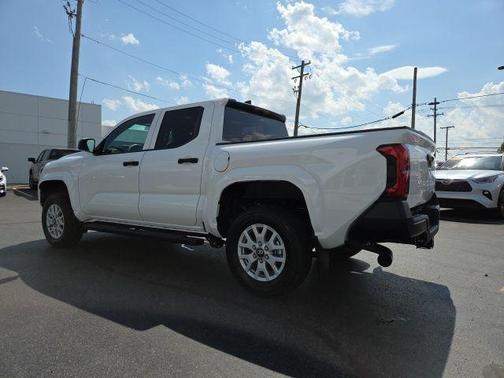 2024 Toyota Tacoma SR