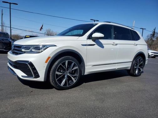 2022 Volkswagen Tiguan 2.0T SEL R-Line 4MOTION