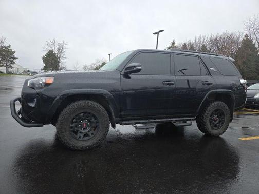 2022 Toyota 4Runner TRD Off Road Premium