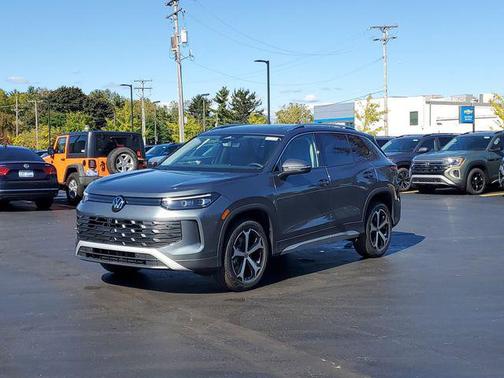 2025 Volkswagen Tiguan 2.0T SE 4MOTION