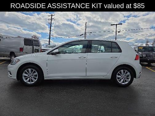 Pure White 2018 Volkswagen Golf TSI S