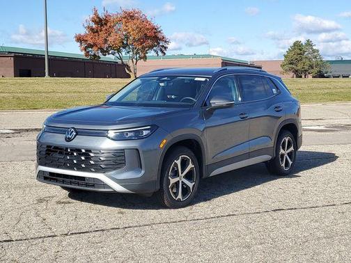 2025 Volkswagen Tiguan 2.0T SE 4MOTION