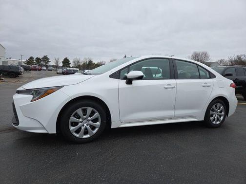 Ice Cap 2026 Toyota Corolla LE