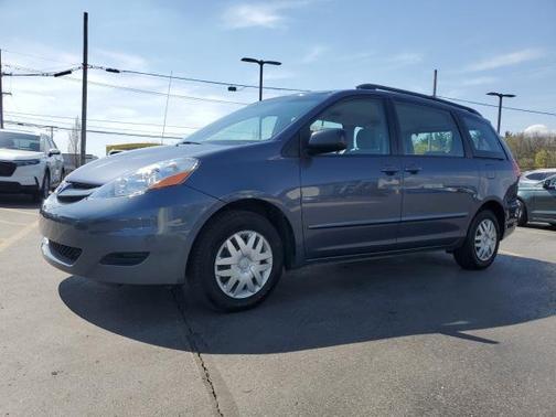 2007 Toyota Sienna CE