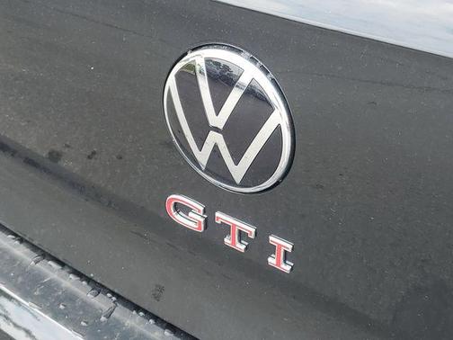 2025 Volkswagen Golf GTI 2.0T SE DSG