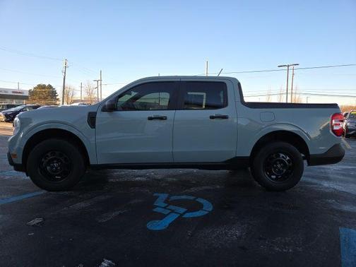 2024 Ford Maverick XL