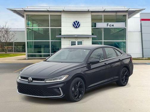 Deep Black Pearl 2026 Volkswagen Jetta 1.4T SE