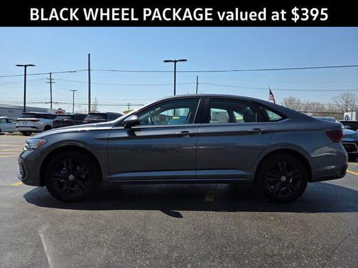 Platinum Gray Metallic 2023 Volkswagen Jetta 1.5T SE