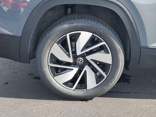 2026 Volkswagen Atlas 2.0T SE w/Technology 4MOTION