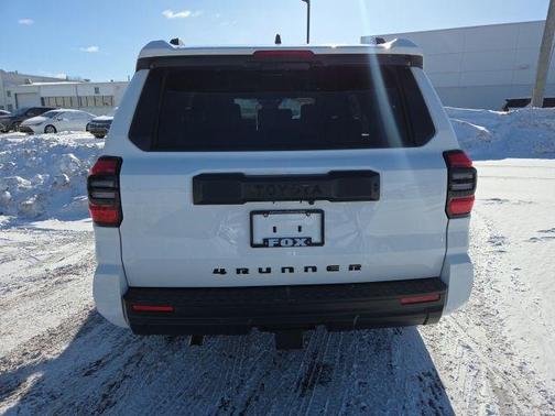 2025 Toyota 4Runner SR5