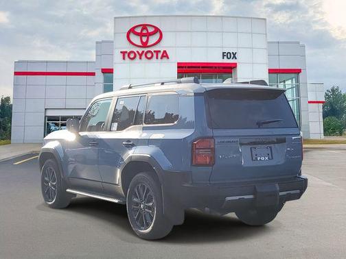 2025 Toyota Land Cruiser Base