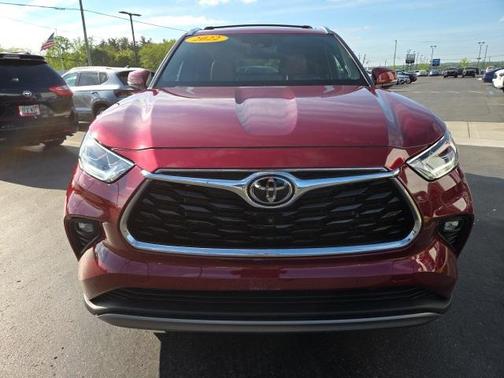 2022 Toyota Highlander Platinum