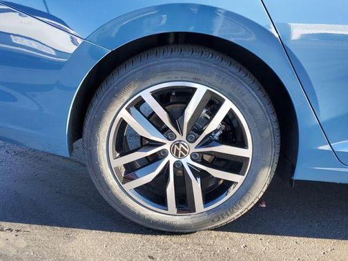 2025 Volkswagen Jetta 1.5T SE