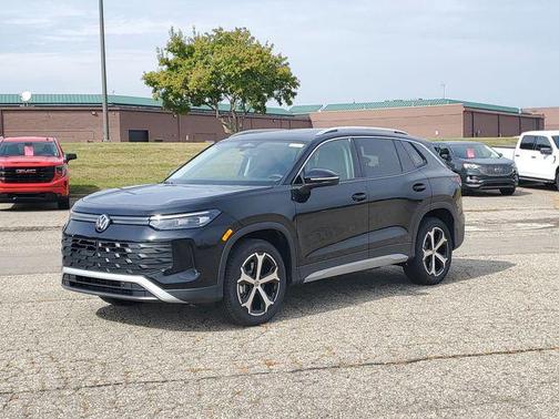 2025 Volkswagen Tiguan 2.0T SE 4MOTION