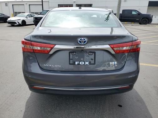 2017 Toyota Avalon Hybrid XLE Premium