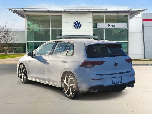 Opal White Pearl 2026 Volkswagen Golf GTI SE