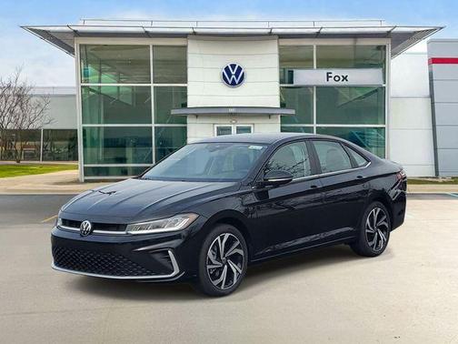 Deep Black Pearl 2026 Volkswagen Jetta 1.4T SEL