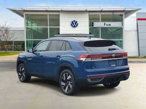 2025 Volkswagen Atlas Cross Sport 2.0T SE w/Technology 4MOTION
