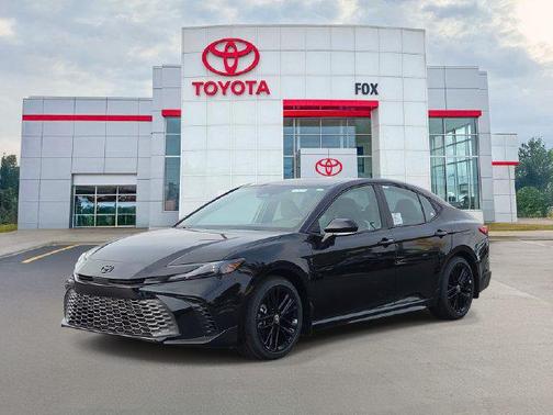 0218 2027 Toyota Camry SE